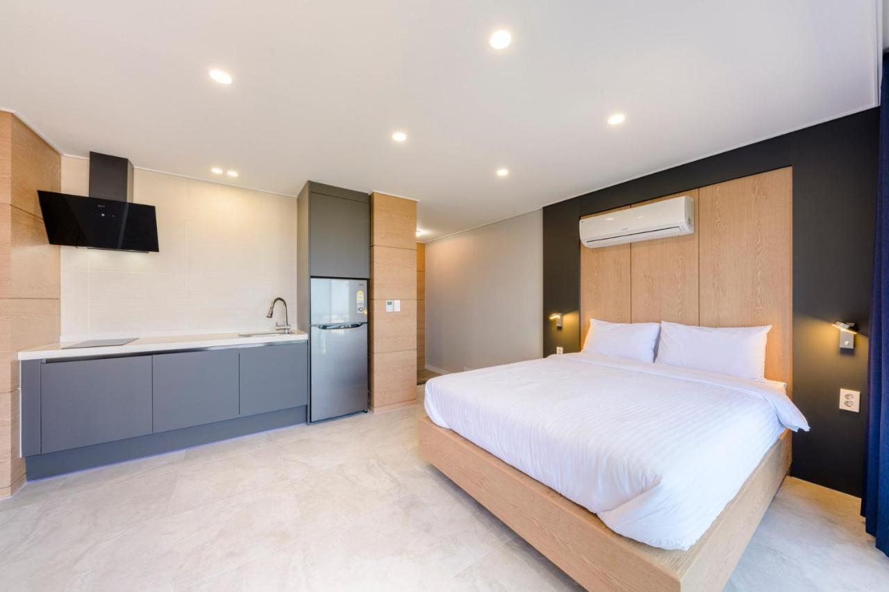 Cadelhas Hotel Jeju Buitenkant foto