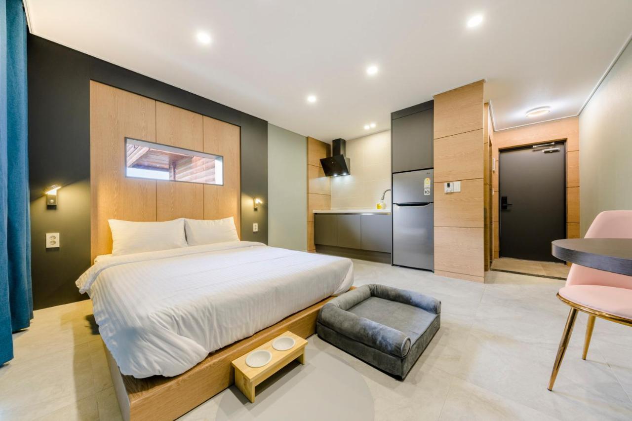 Cadelhas Hotel Jeju Buitenkant foto