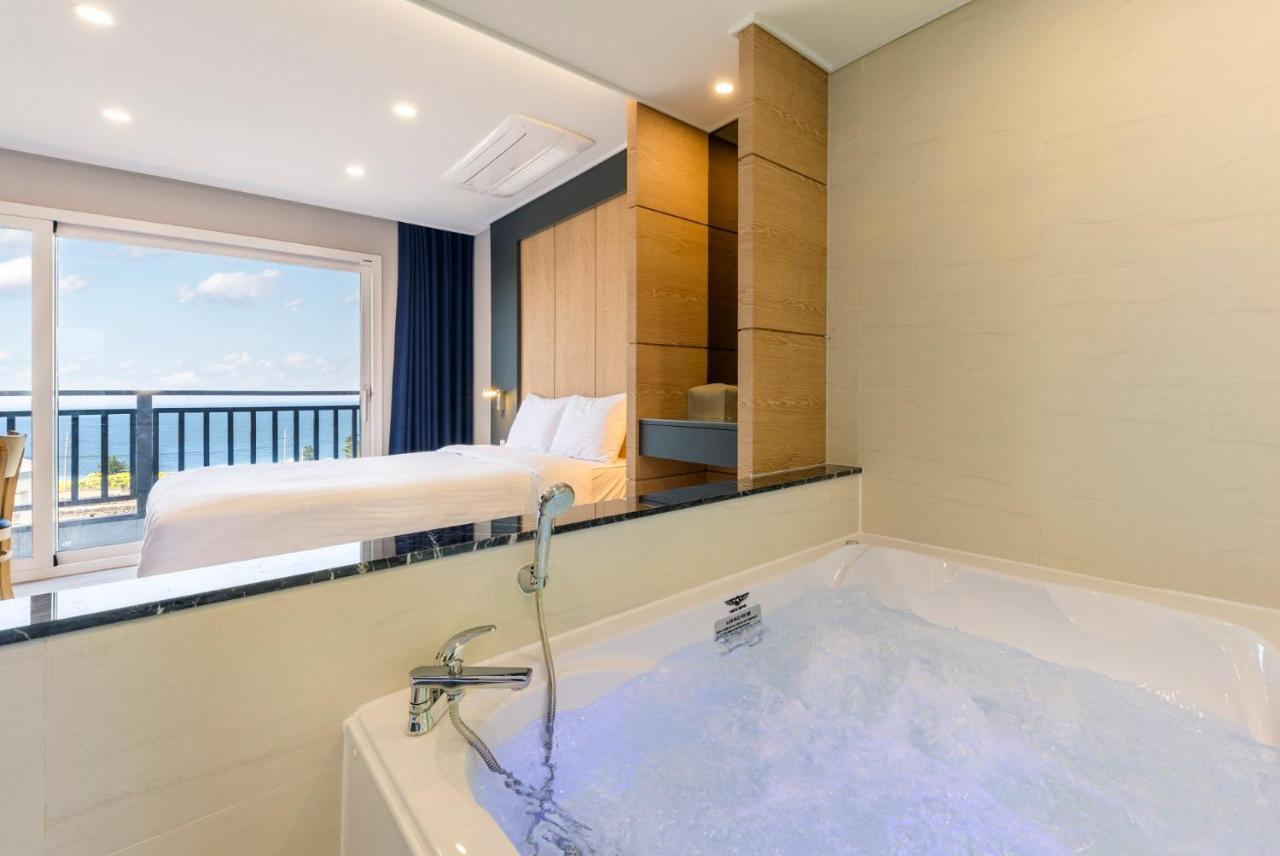 Cadelhas Hotel Jeju Buitenkant foto
