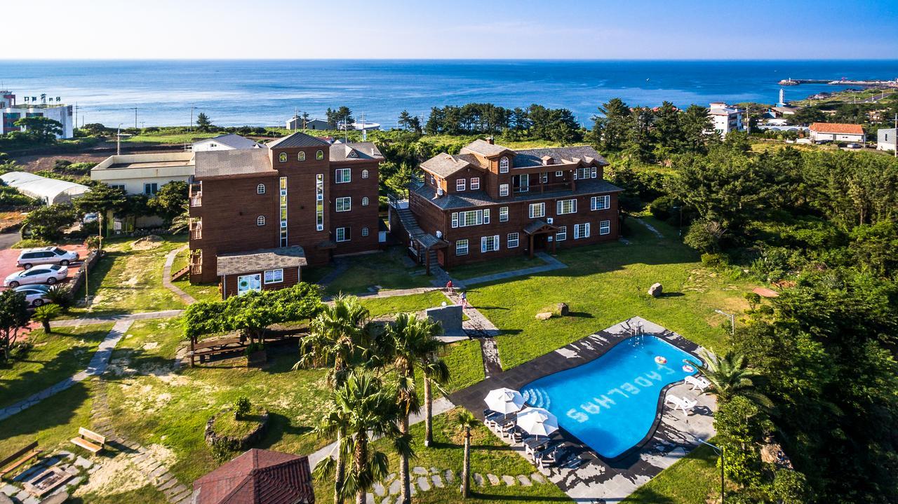 Cadelhas Hotel Jeju Buitenkant foto