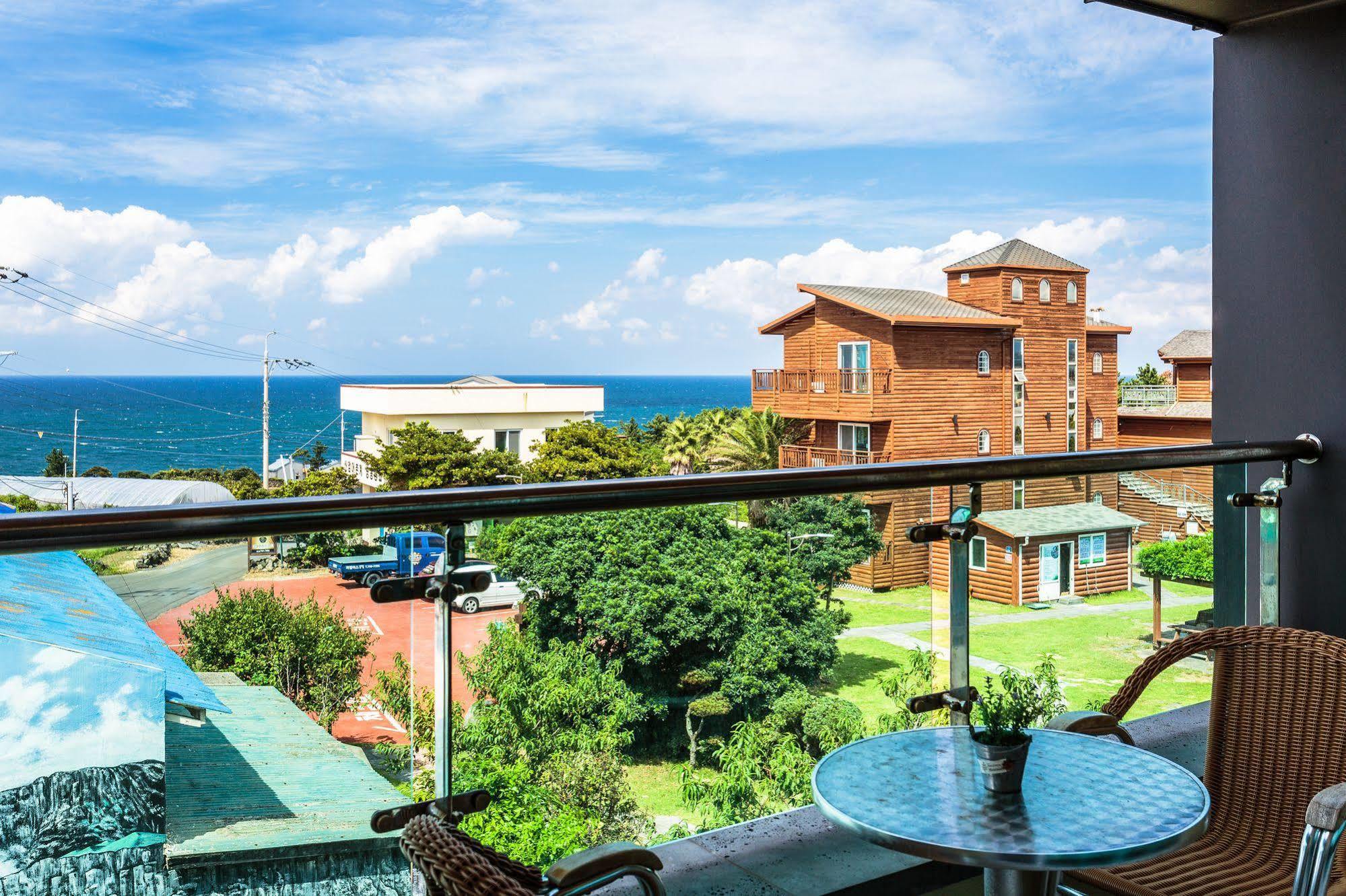 Cadelhas Hotel Jeju Buitenkant foto